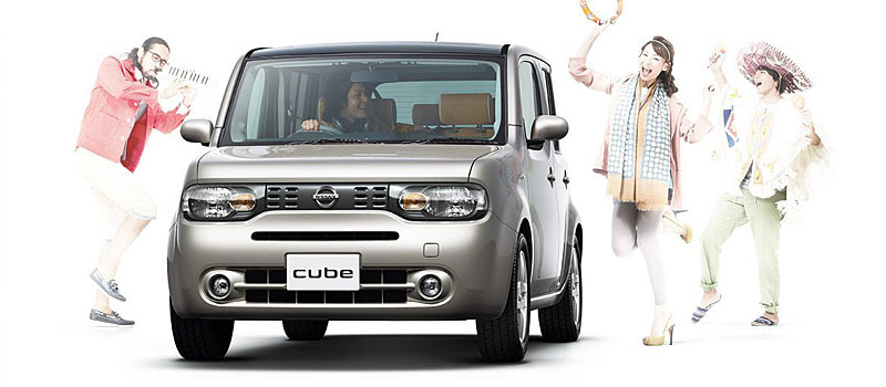 日産キューブ