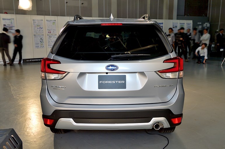 新型フォレスター